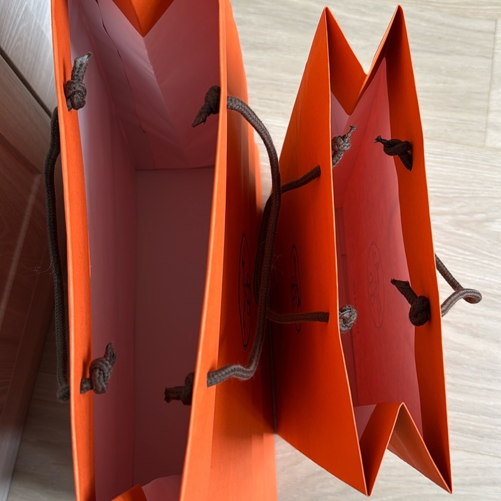 Hermes shopping gift orange bags 2 different sizes like new - Picture 8 of 11